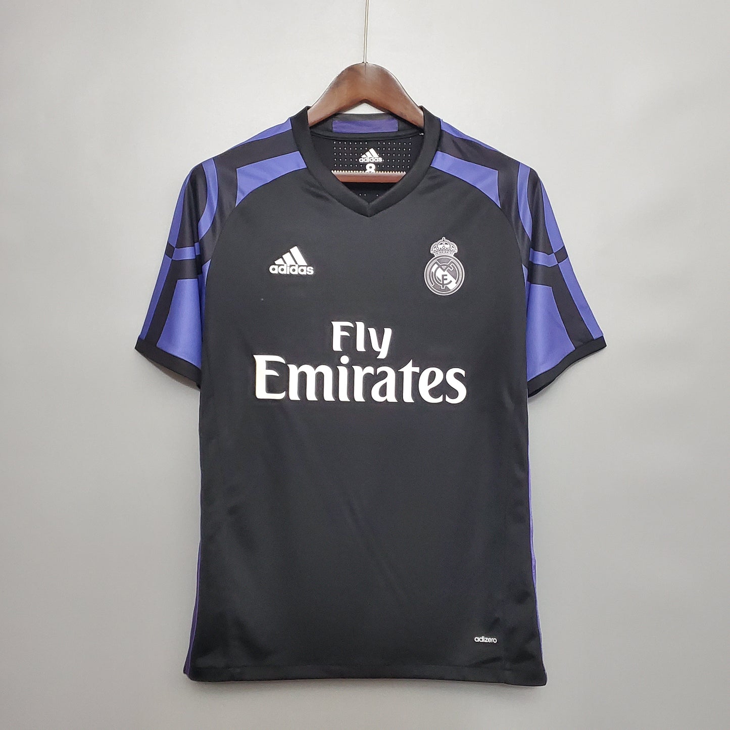 15/16 Real Madrid Away Retro Jersey