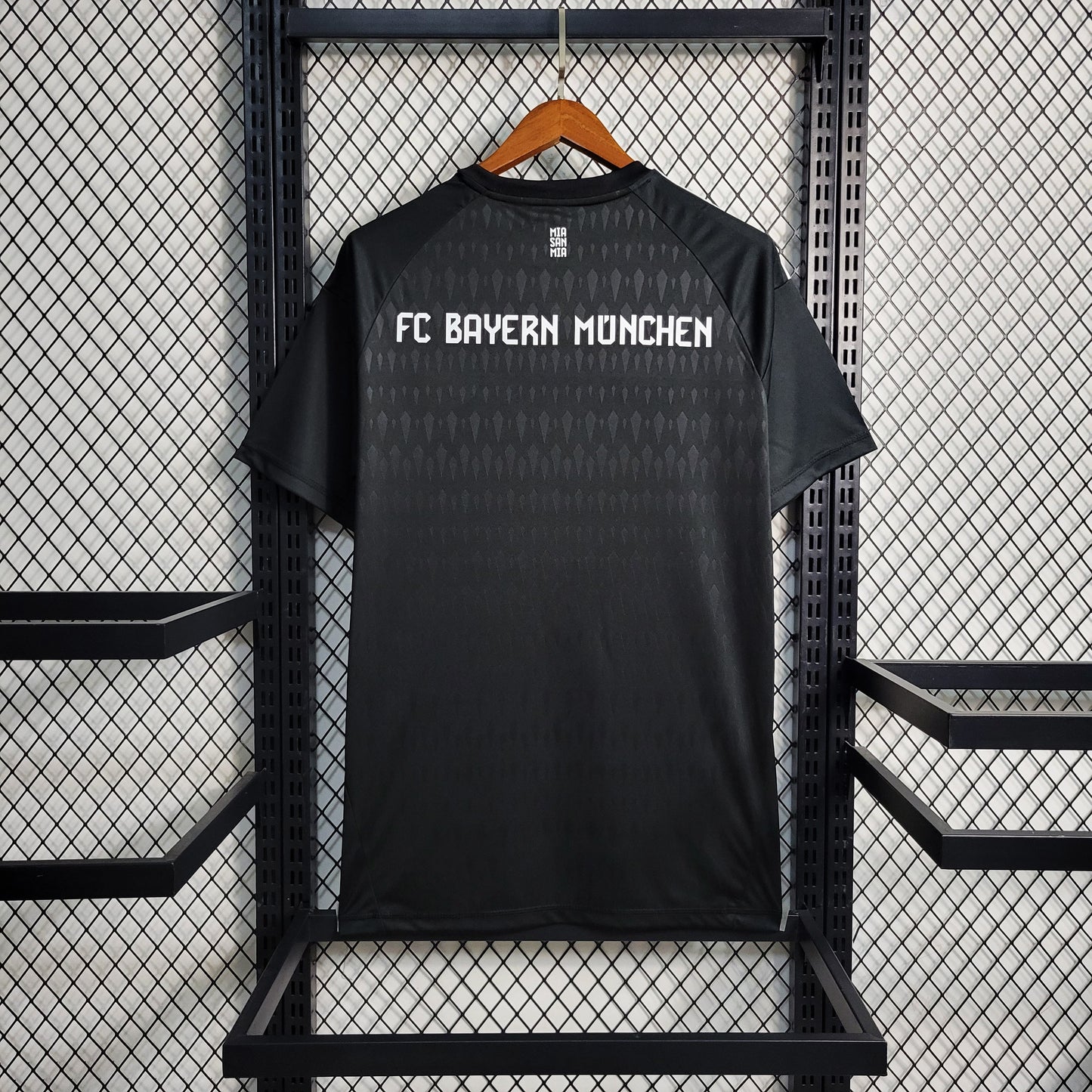 23-24 Bayern Munich Goalkeeper Jersey