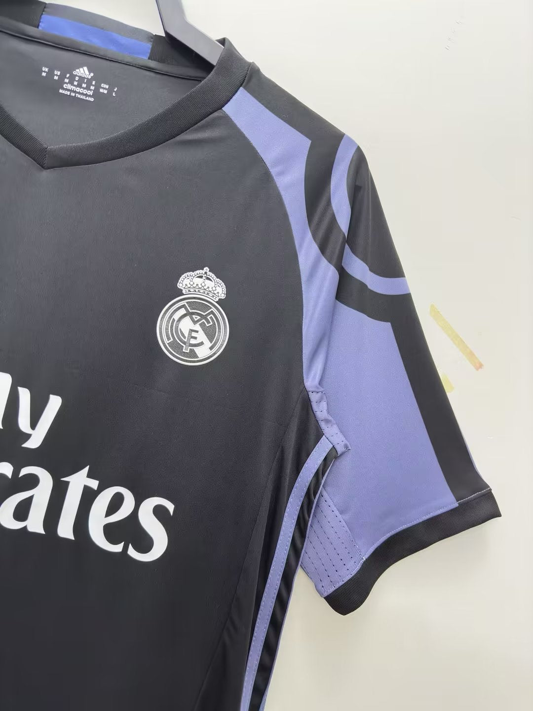 16/17 Real Madrid Away Retro Jersey