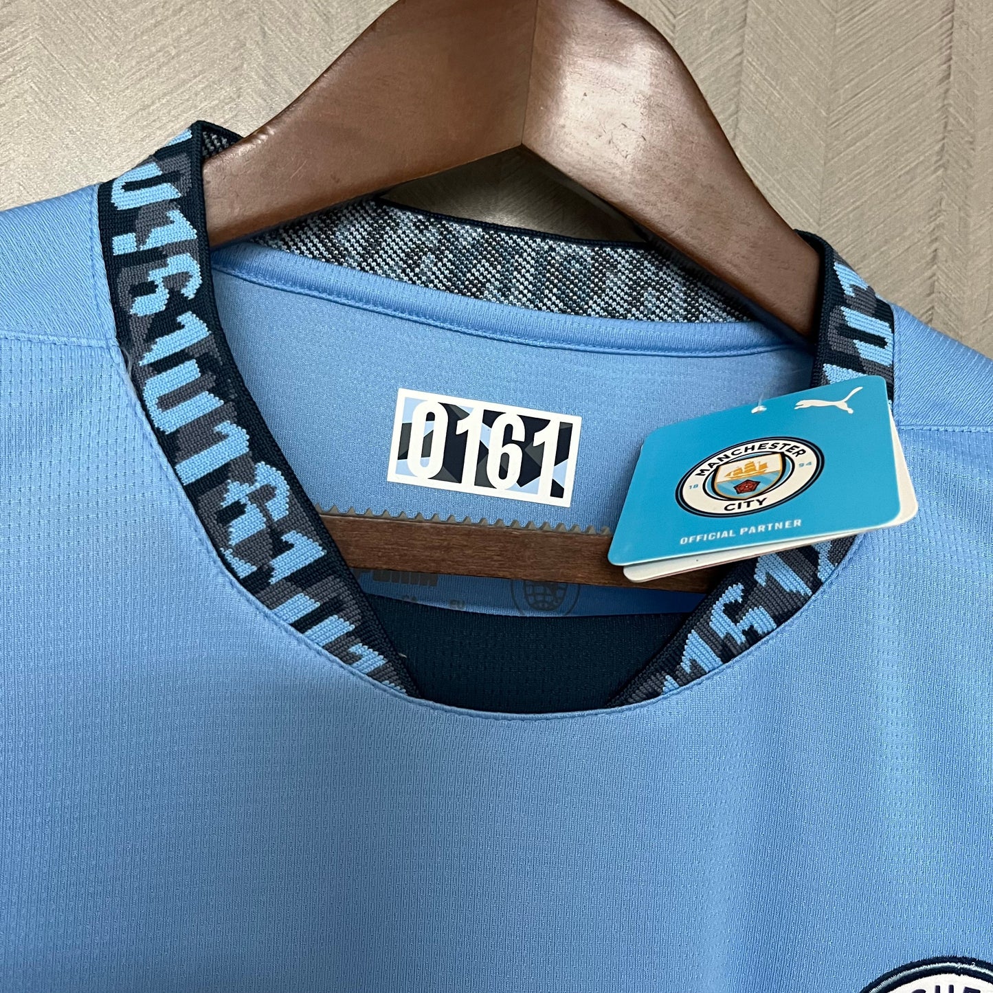 24-25 Manchester City Home Jersey
