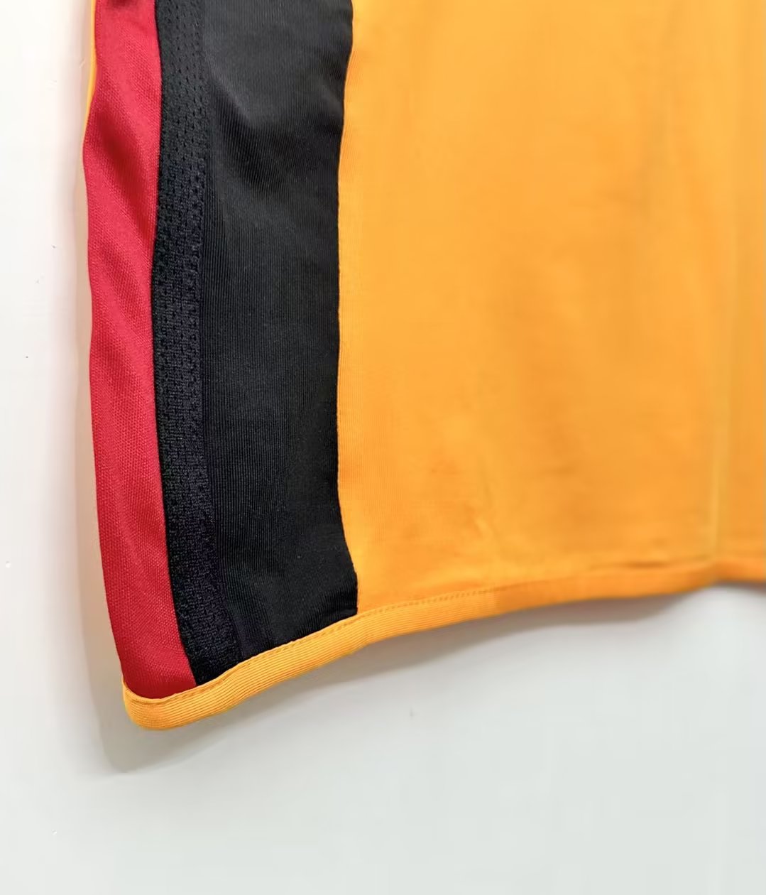 05-06 Roma Home Retro Jersey