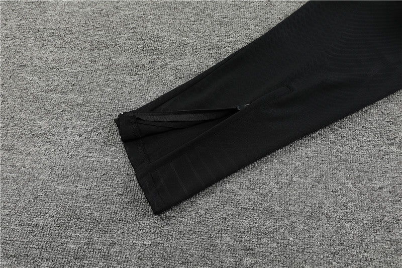 Paris Light Gray With Tracksuit