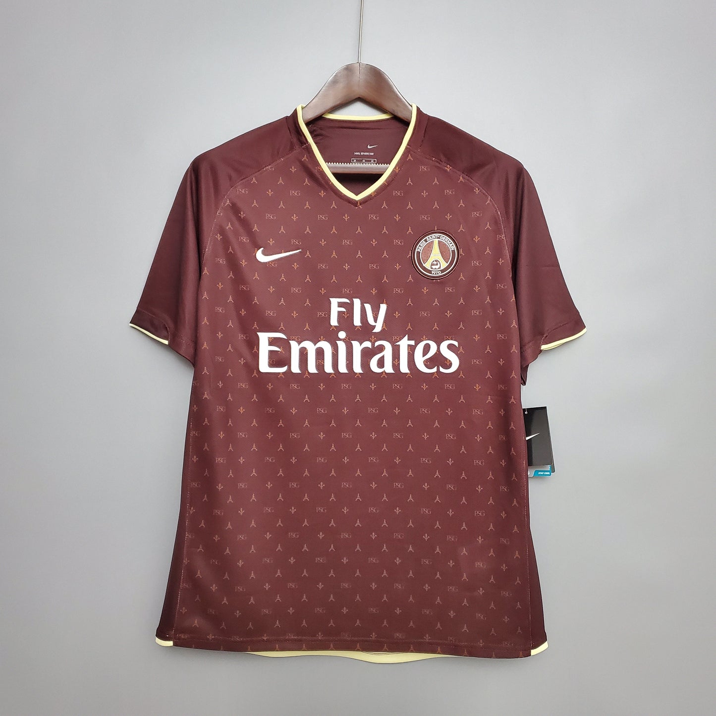 06/07 PSG Away Retro Jersey
