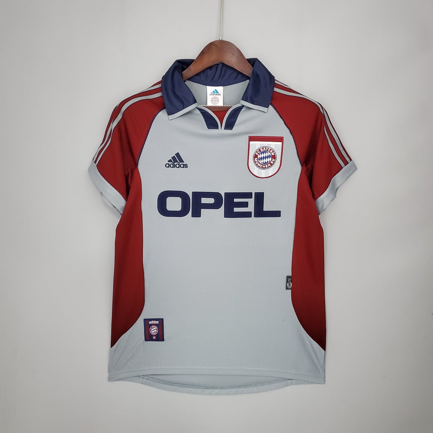 98/99 Bayern Away Retro Jersey