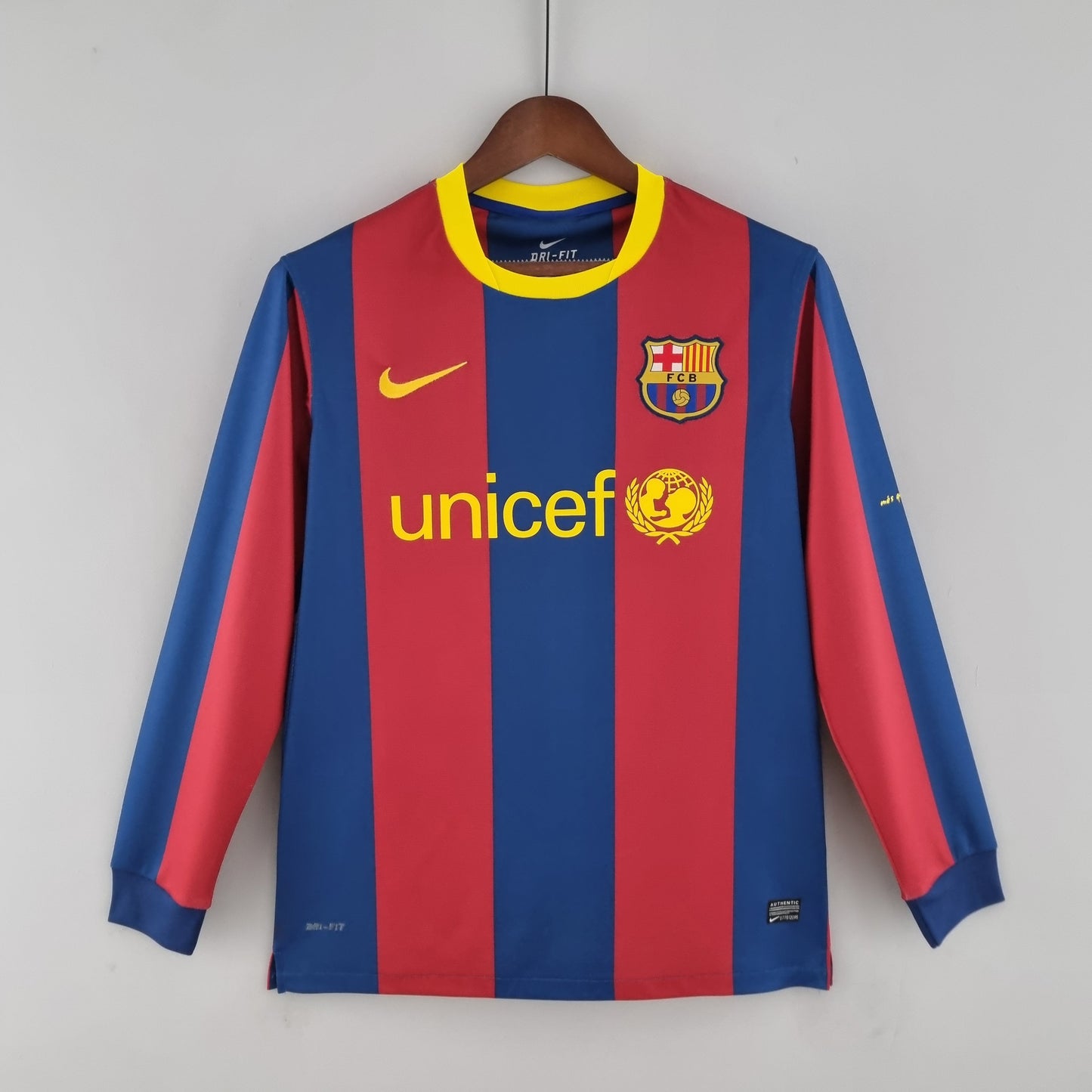 10/11 Barcelona Home Long Sleeve Retro Jersey