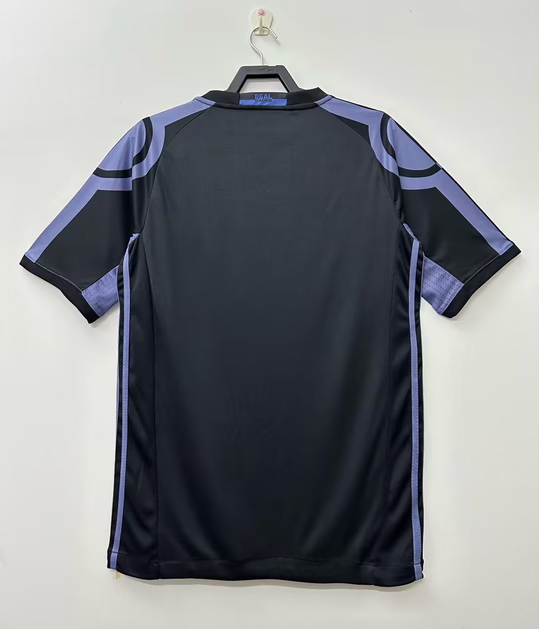 16/17 Real Madrid Away Retro Jersey