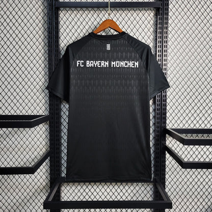 23-24 Bayern Munich Goalkeeper Jersey