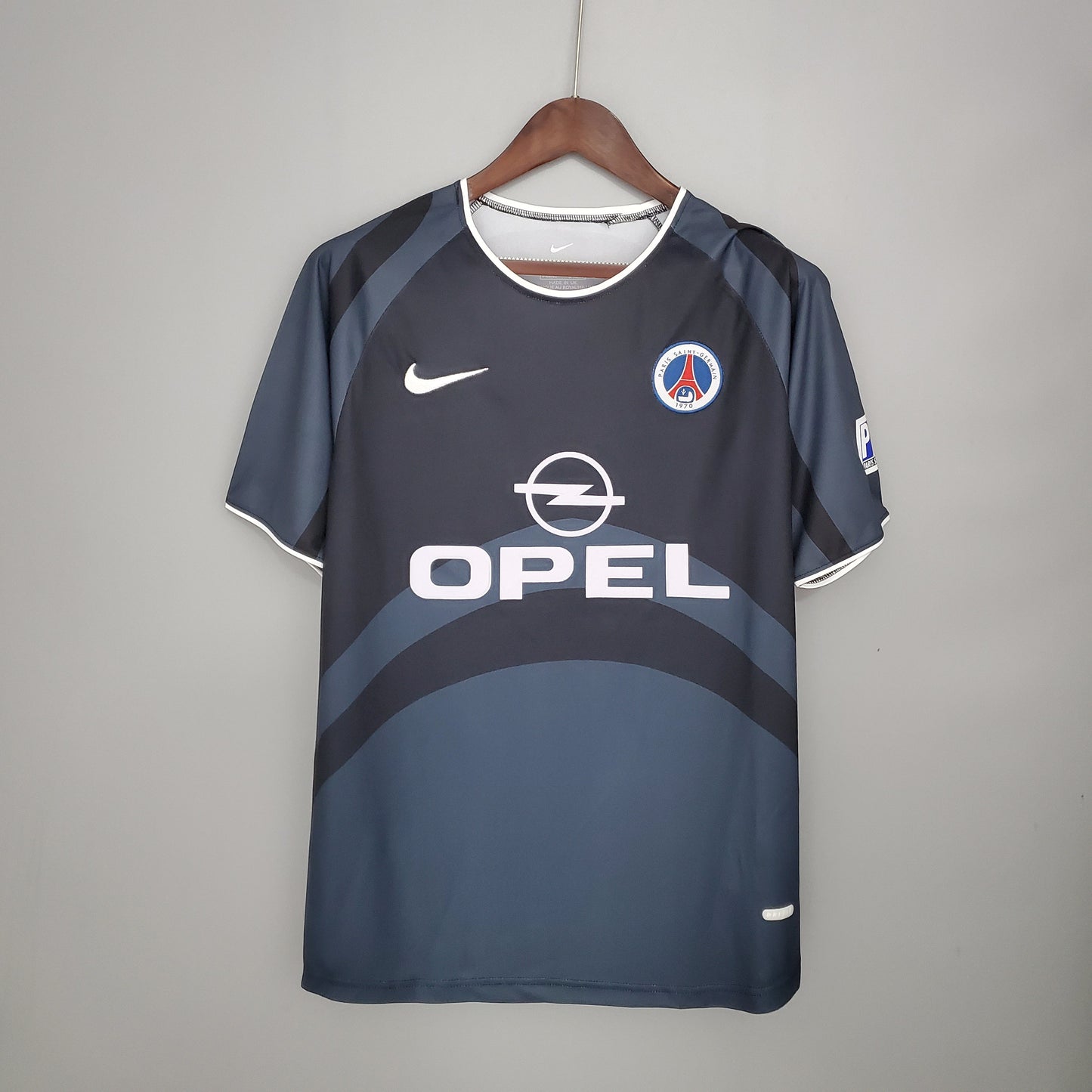 01/02 PSG Third Retro Jersey