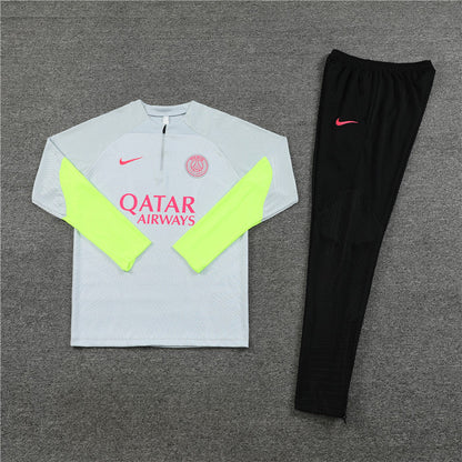 Paris Light Gray With Tracksuit