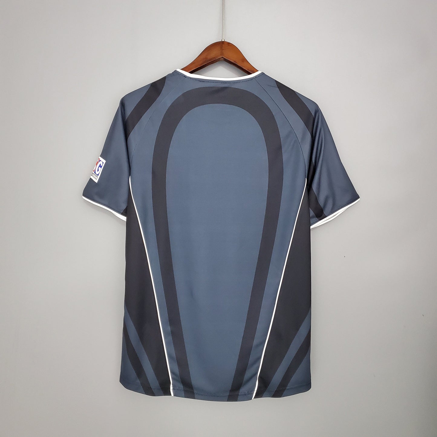 01/02 PSG Third Retro Jersey