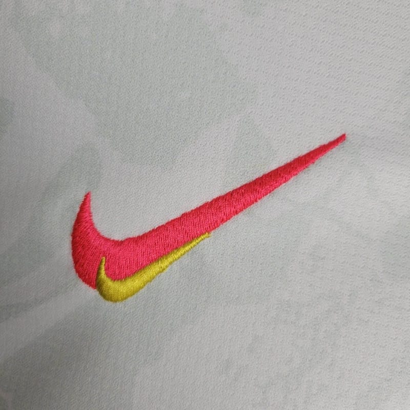 24-25 Liverpool Jersey