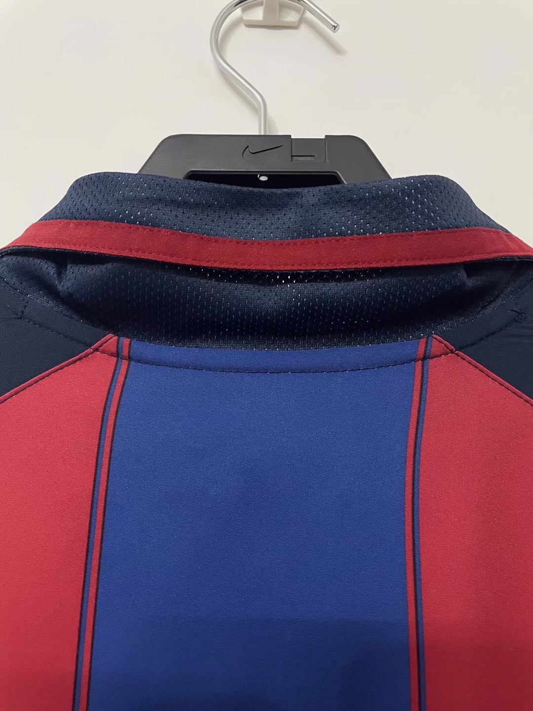03/04 Barcelona home Retro Jersey