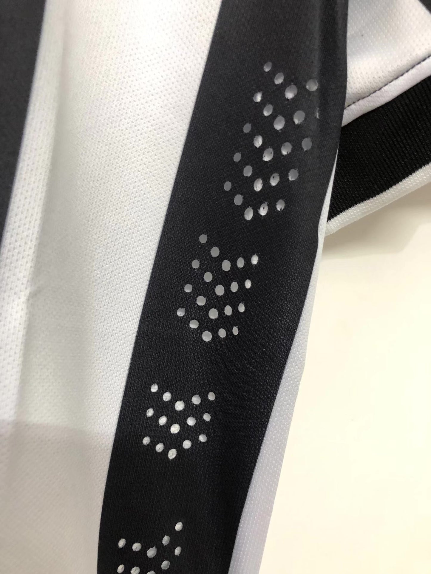 14/15 Juventus Home Retro Jersey